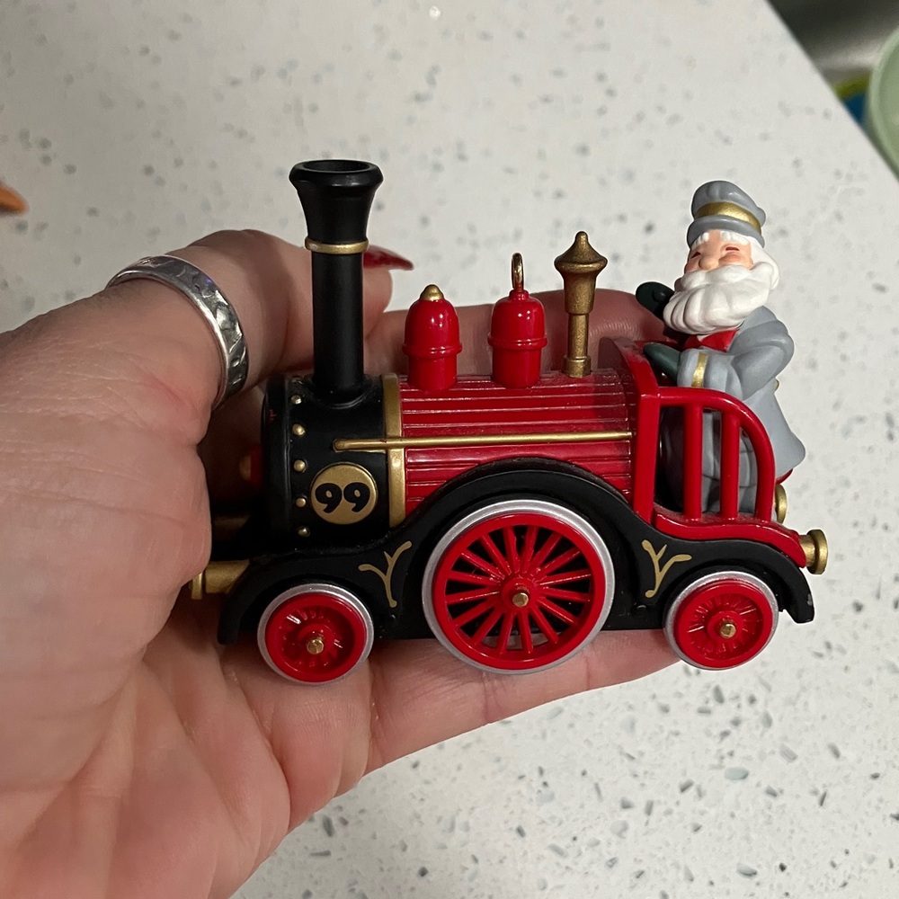 1999 Hallmark Jolly Locomotive